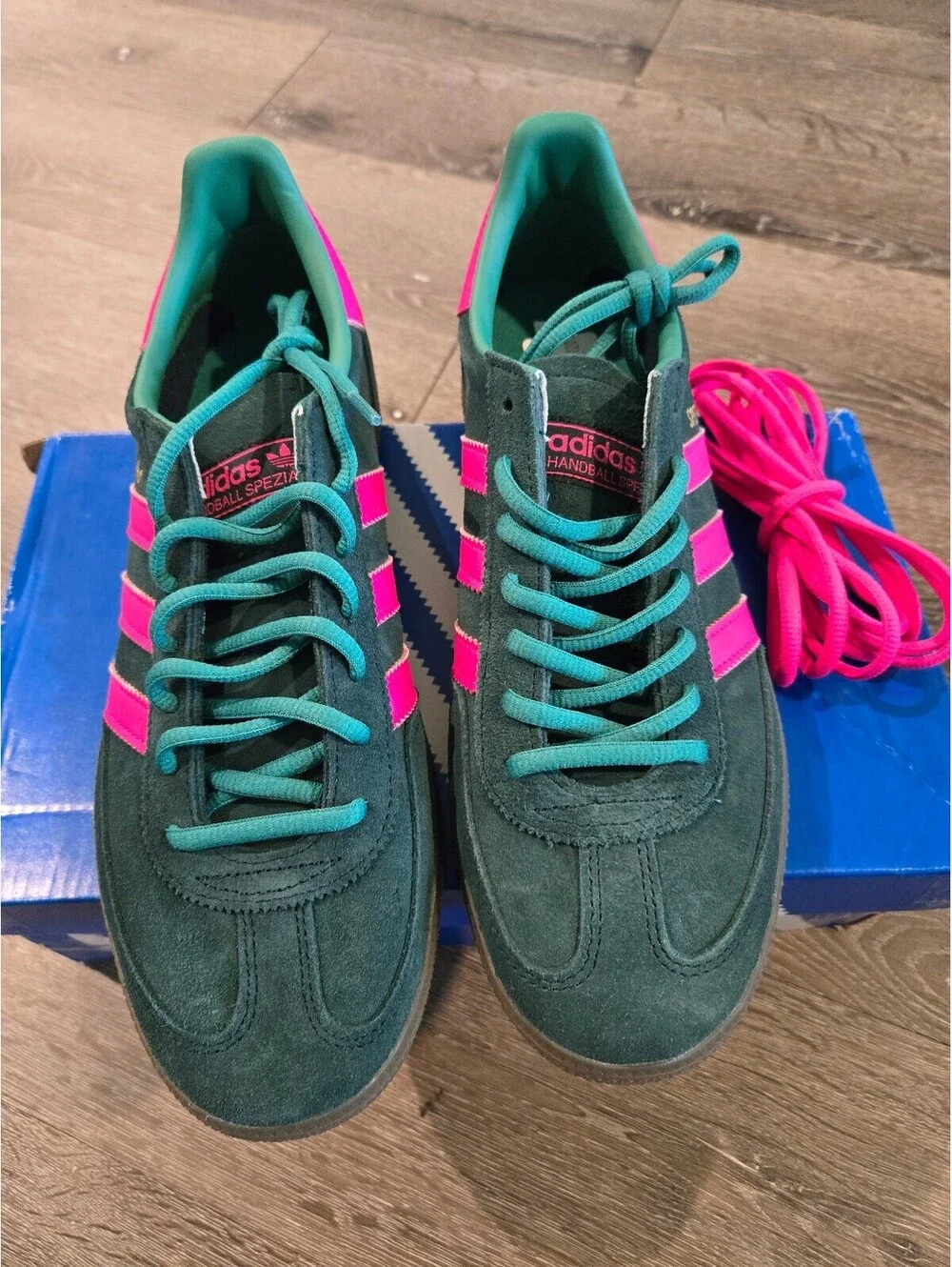 adidas Handball Spezial HQ7269 Mens 9 Womens 10 Green Pink Gum New Box